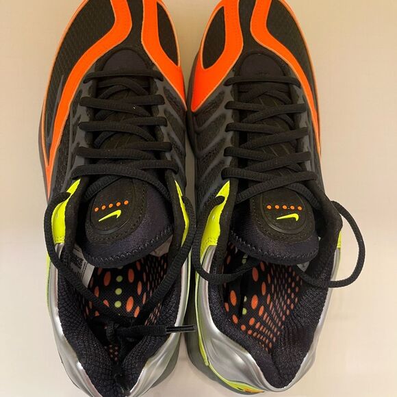 Nike Air Tuned Max Volt Total Orange 2022 - Picture 7 of 11